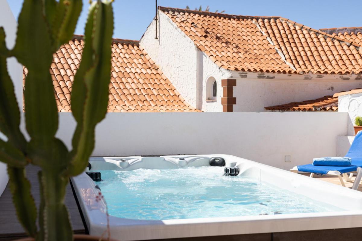 פוריס דה אבונה Casa Naranja - Heated Pool - Bbq - Terrace - Free Wifi - Child & Pet-Friendly - 3 Bedrooms - 6 People מראה חיצוני תמונה