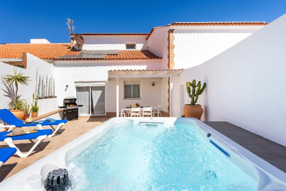 פוריס דה אבונה Casa Naranja - Heated Pool - Bbq - Terrace - Free Wifi - Child & Pet-Friendly - 3 Bedrooms - 6 People מראה חיצוני תמונה